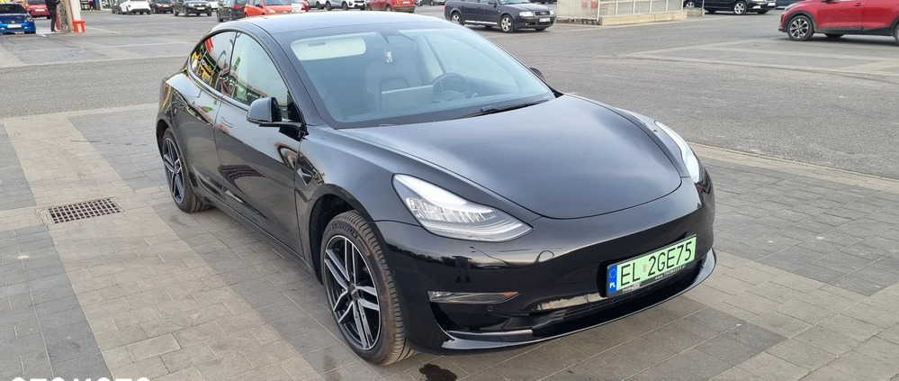 Tesla Model 3 cena 90000 przebieg: 83400, rok produkcji 2019 z Łódź małe 667